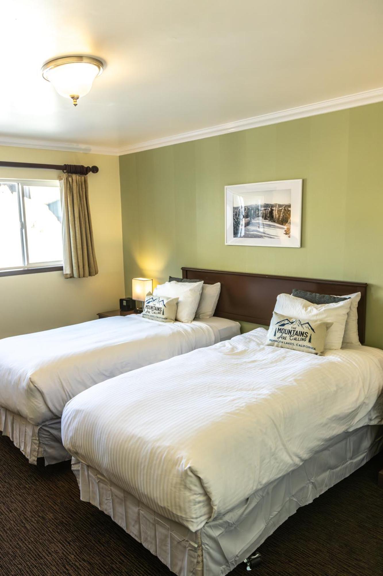 Single Room with Two Single Beds