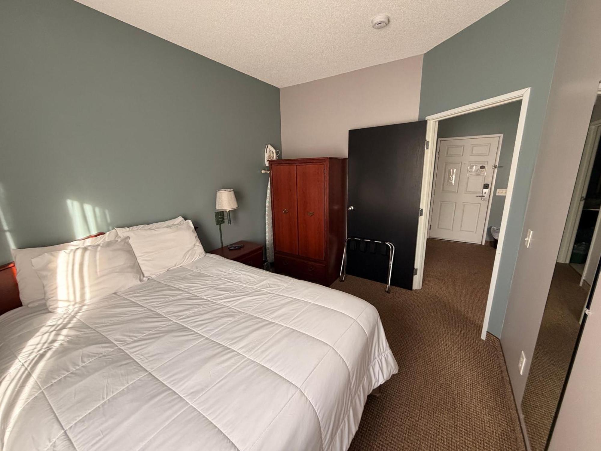 One-Bedroom Queen Suite with Sofa Bed
