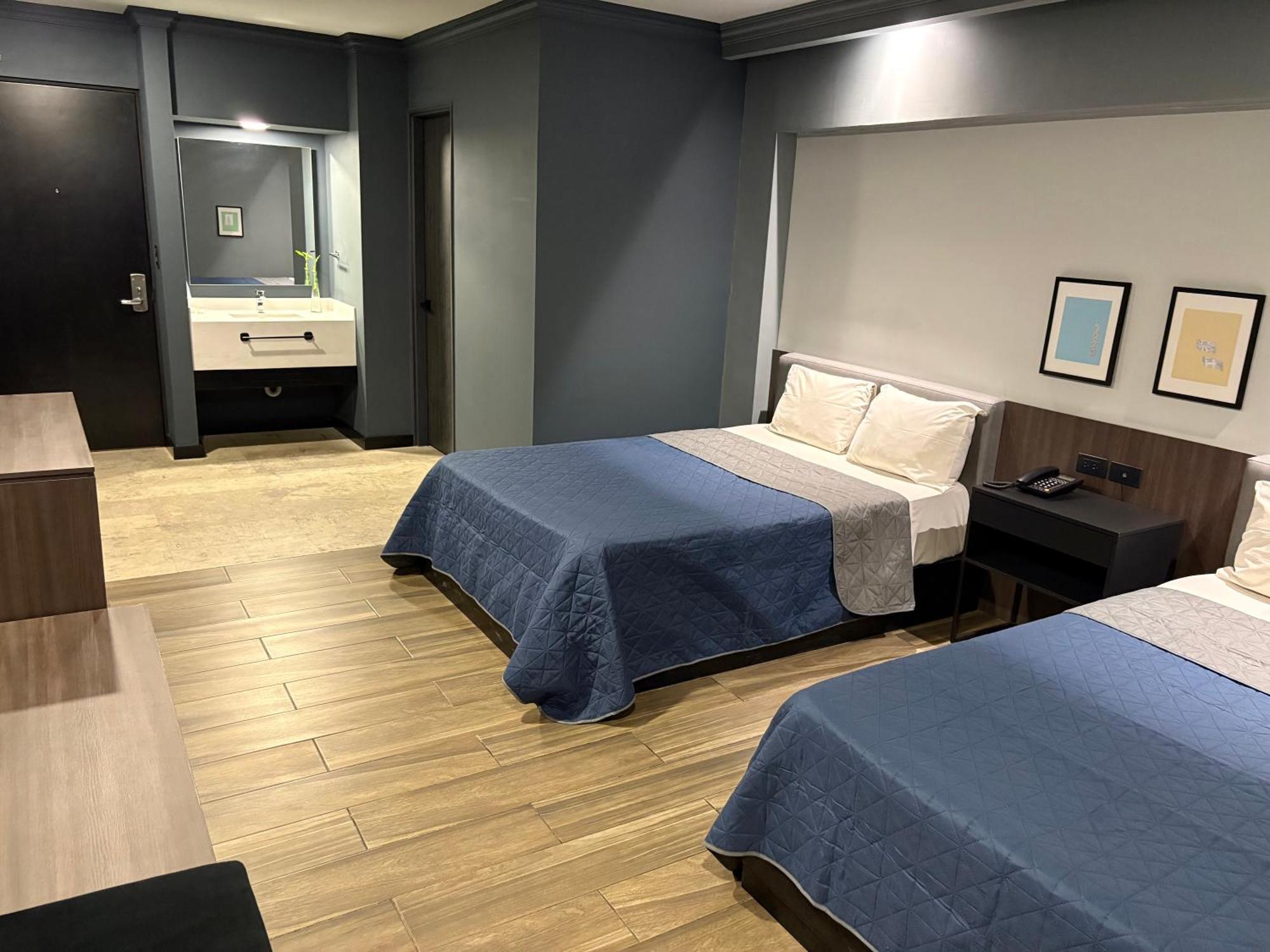 Standard Twin Room,1756457343:JPEG
