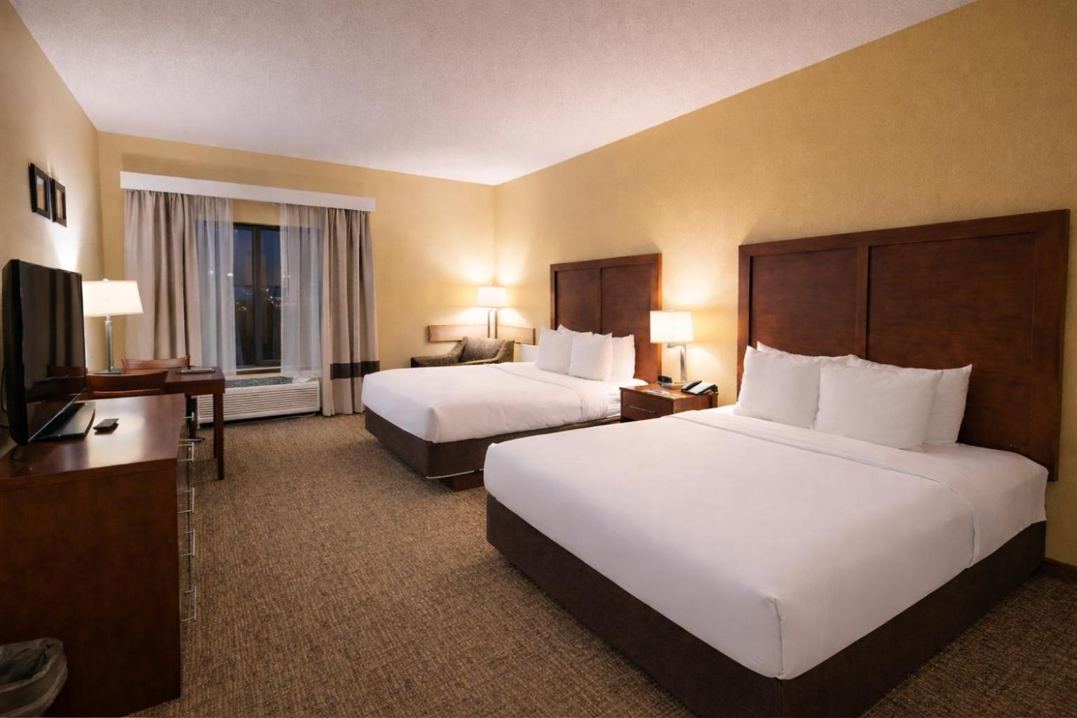 Queen Room with Two Queen Beds - Non-Smoking