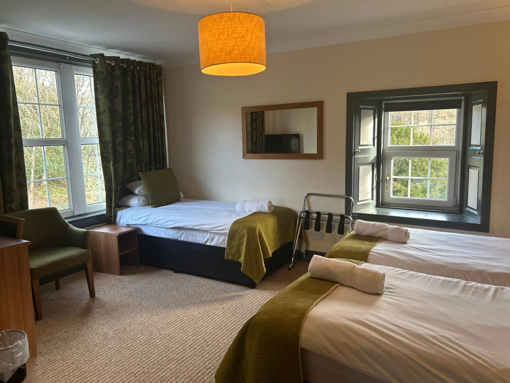 Triple Room with Shower