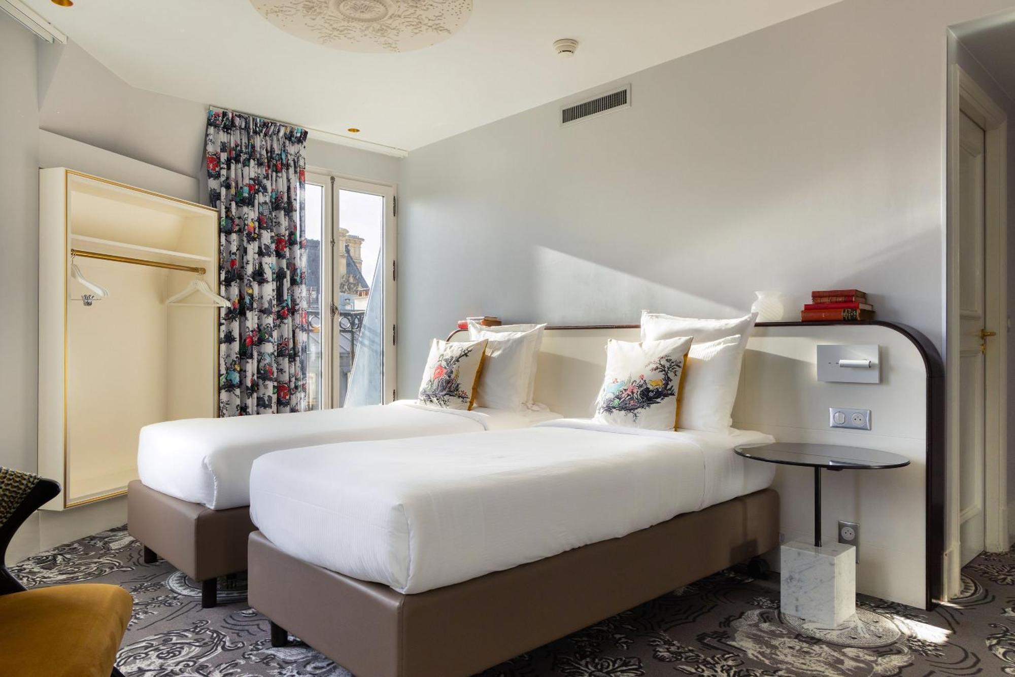 Superior King Room Afterworks