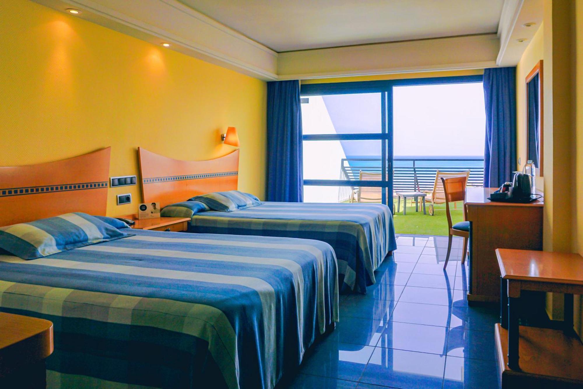 Twin Room with Sea View