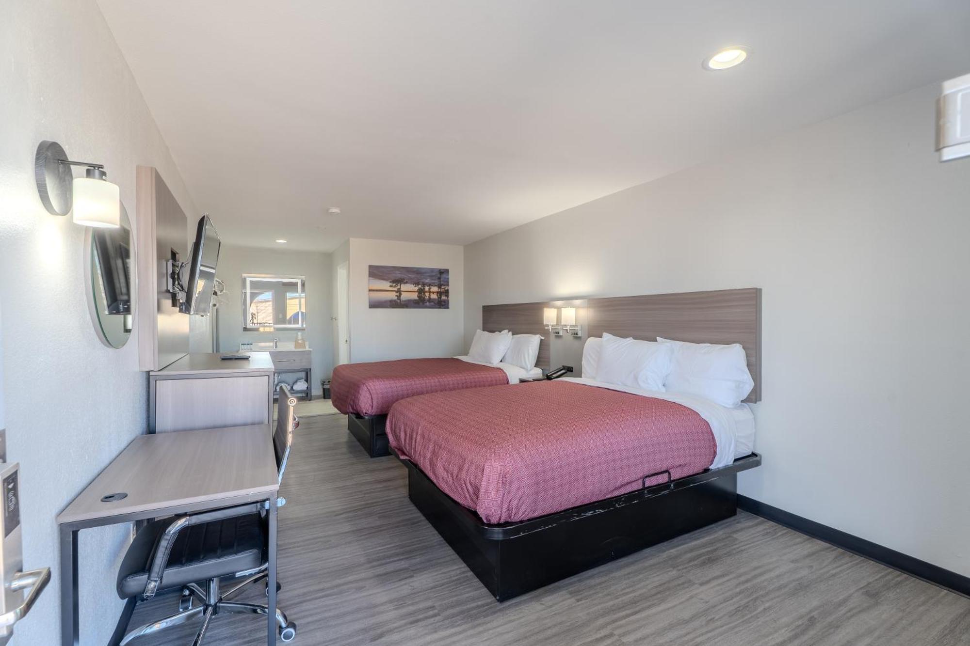 Queen Room with Two Queen Beds - Non-Smoking