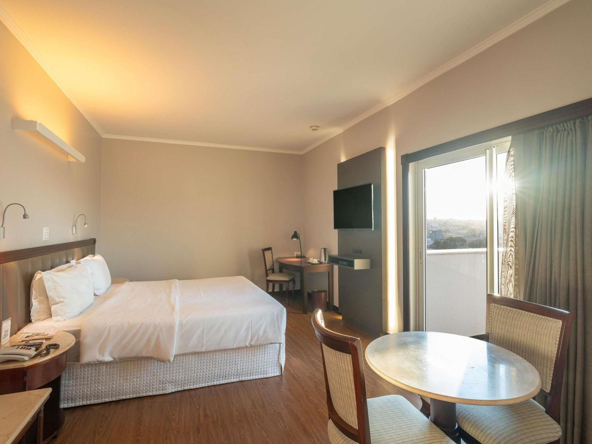 Superior Apartment with King Bed