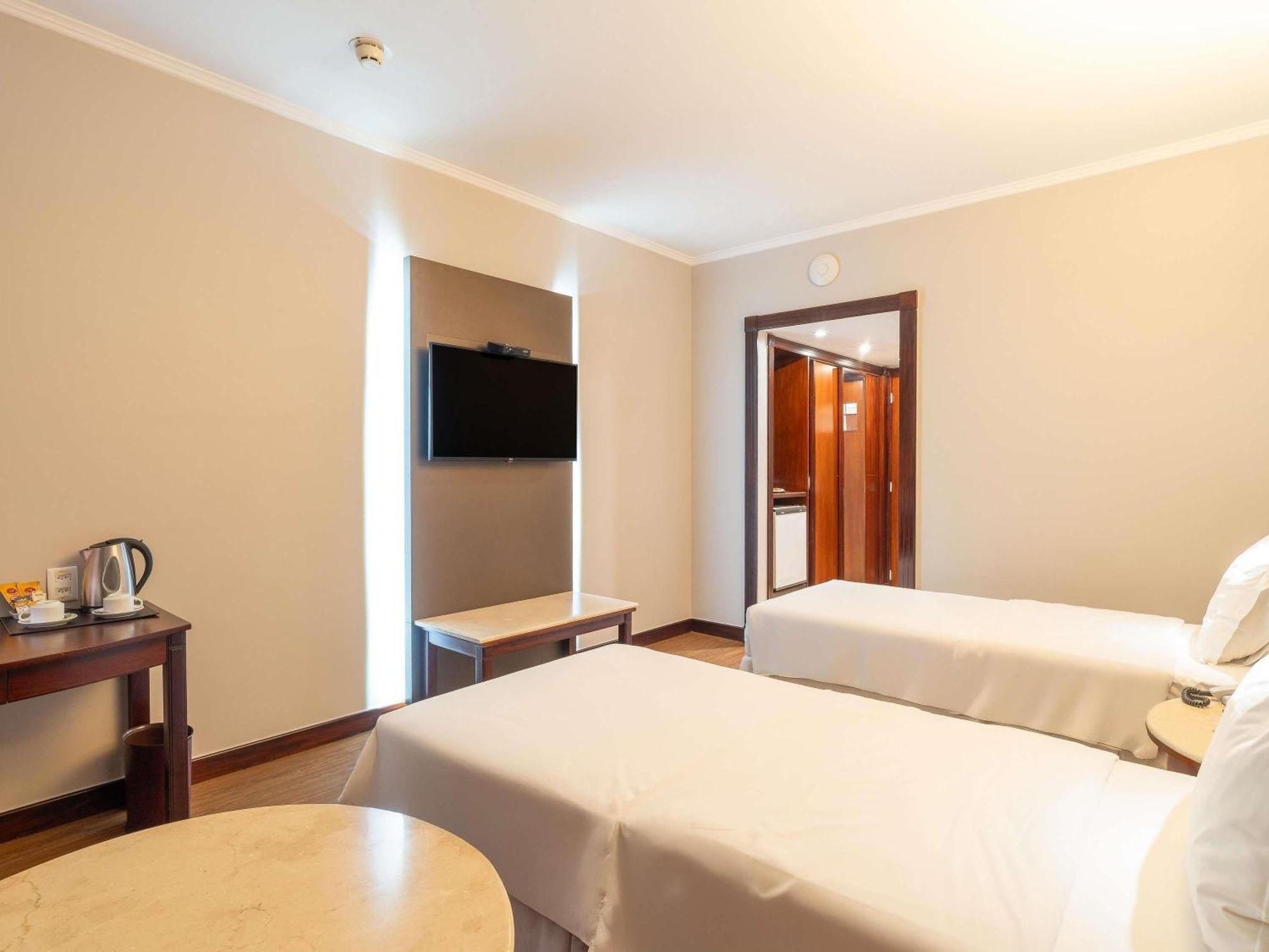 Classic Apartment with Twin Beds