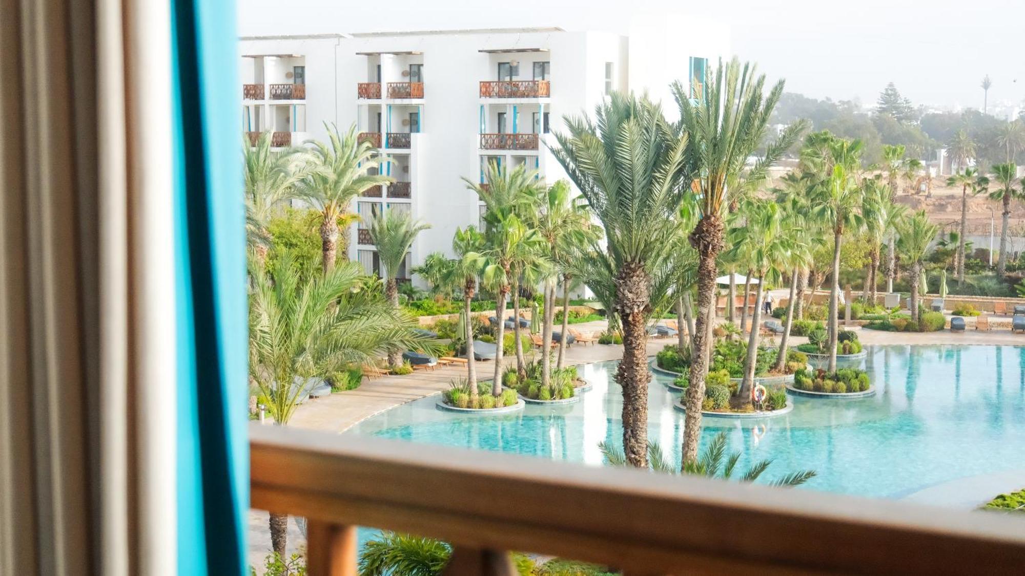 Deluxe Twin Room Pool View