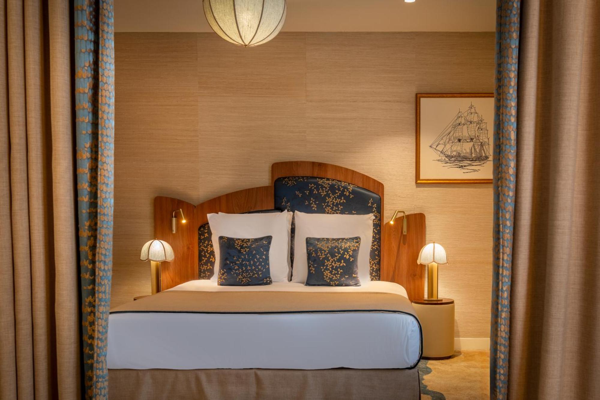 Junior Suite,1756546005:JPEG