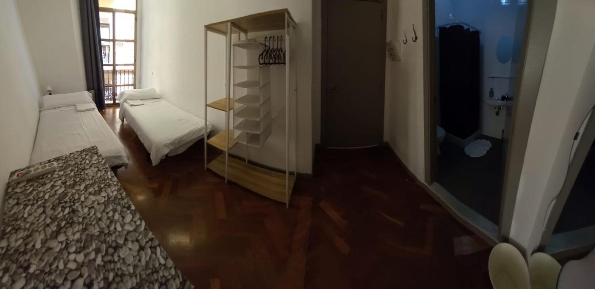 Twin Room with Private Bathroom,1756551478:JPEG