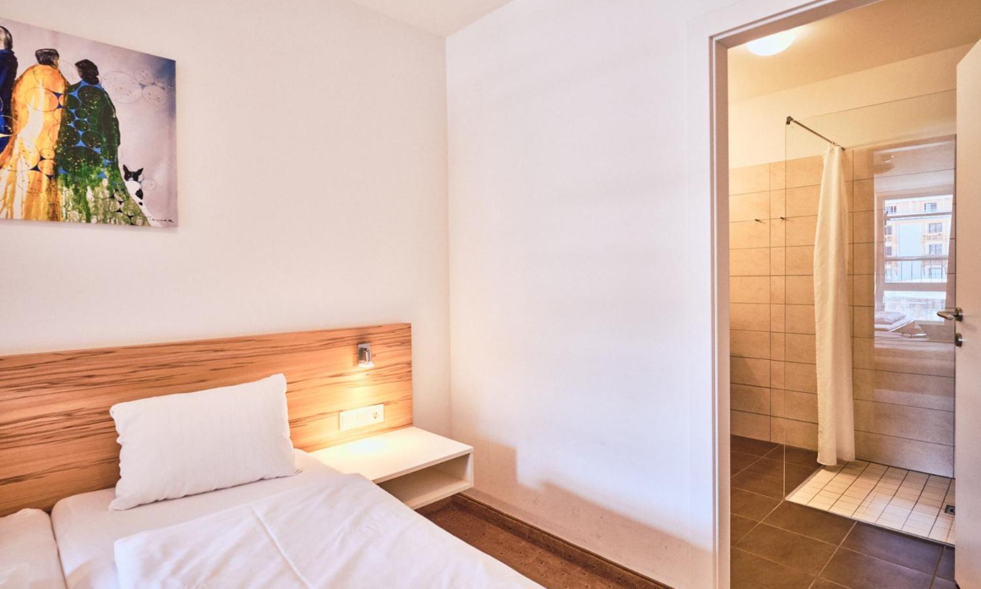 Two-Bedroom Apartment,1756562460:JPEG