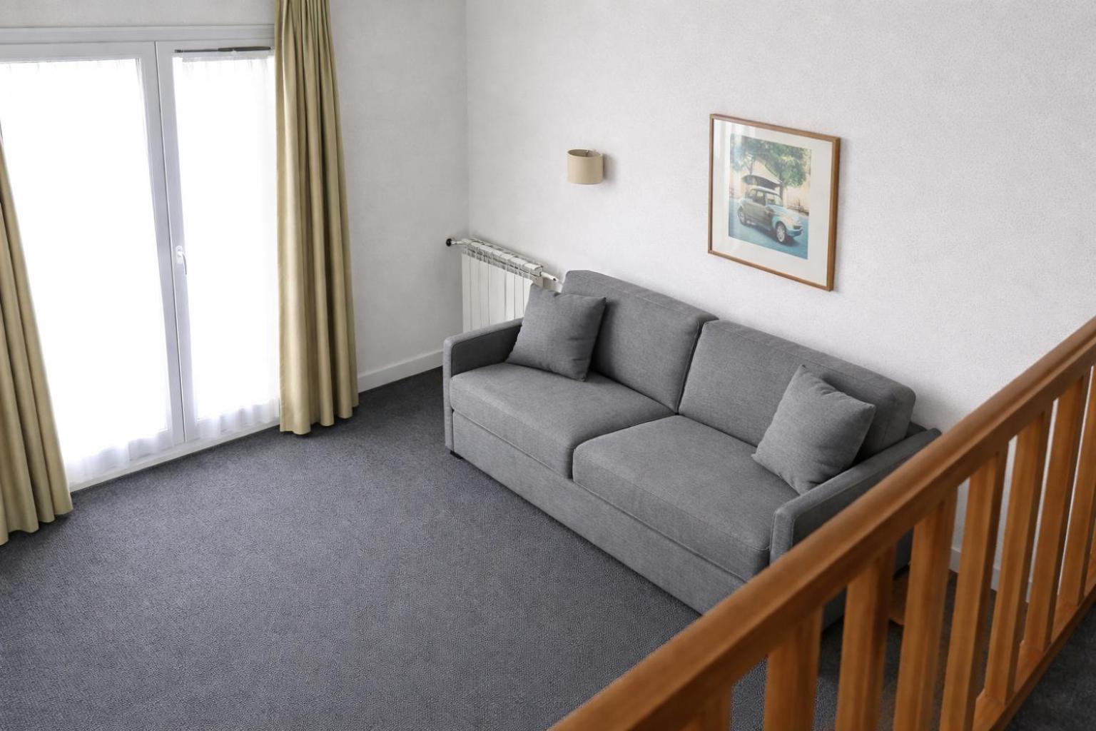 Studio Mezzanine