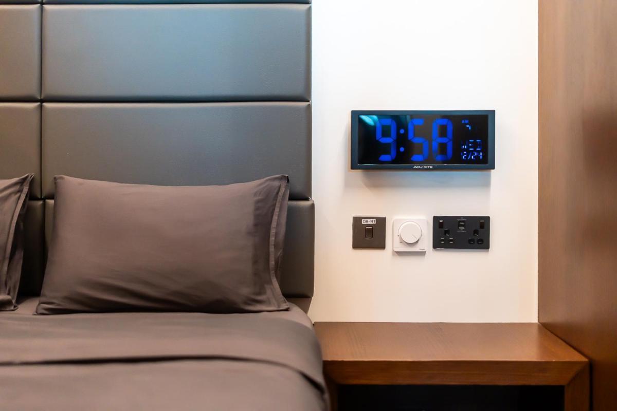 Double Cabin – 8 Hour from 2300-0700 hrs 11pm-7am