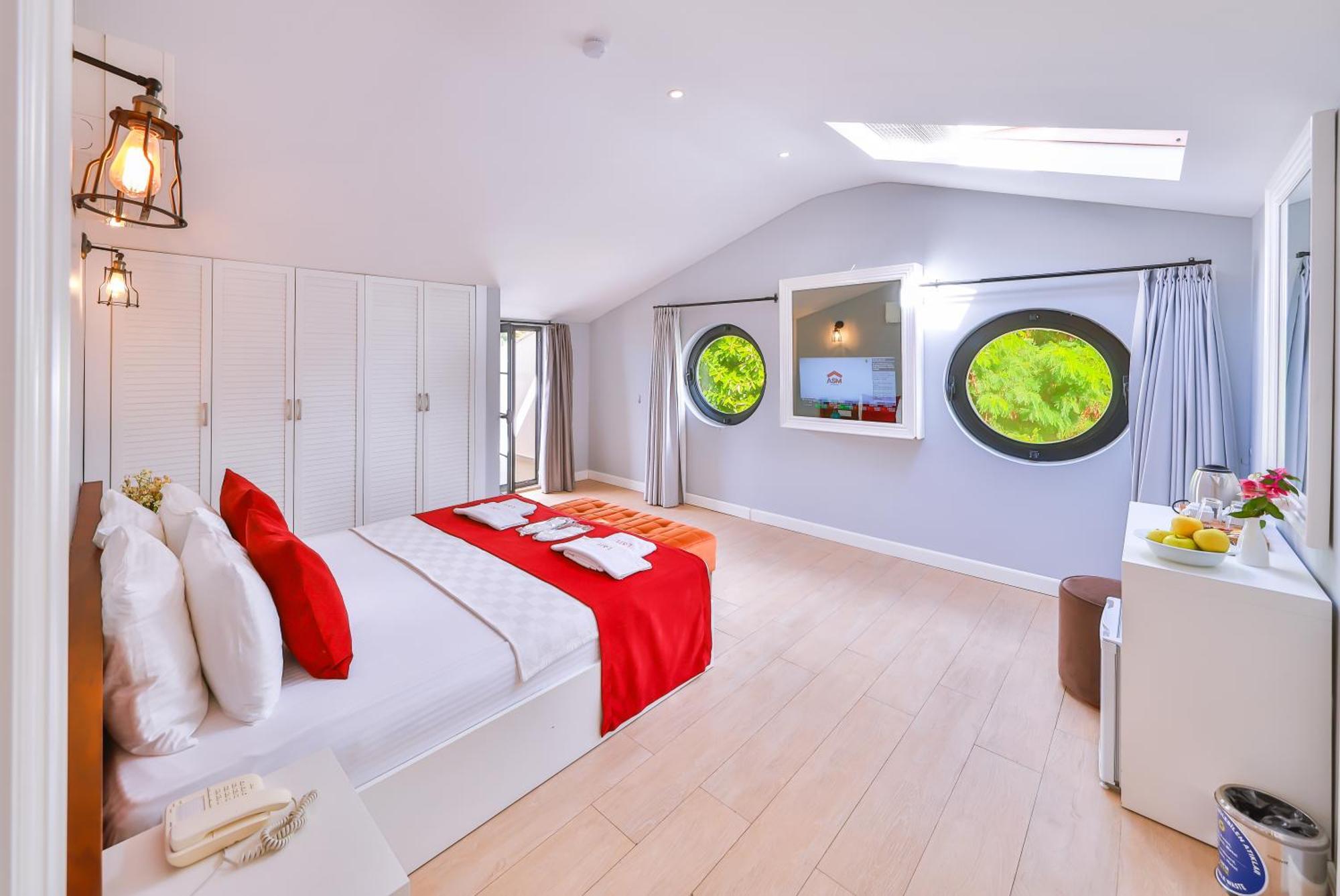 Double Room with Mountain View