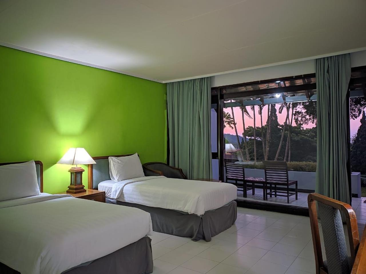 Superior Twin Room
