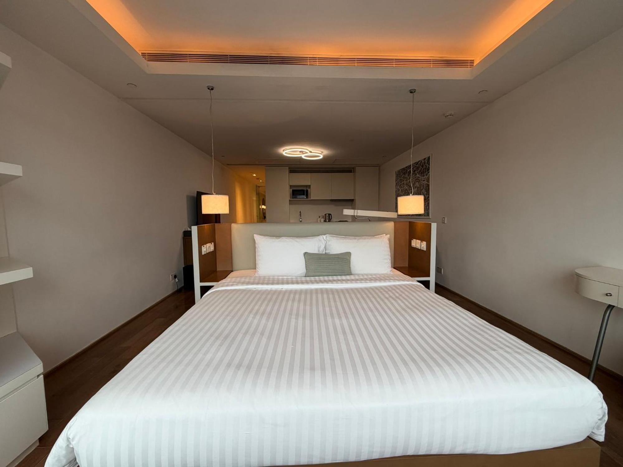 Wooden Countyard Suite