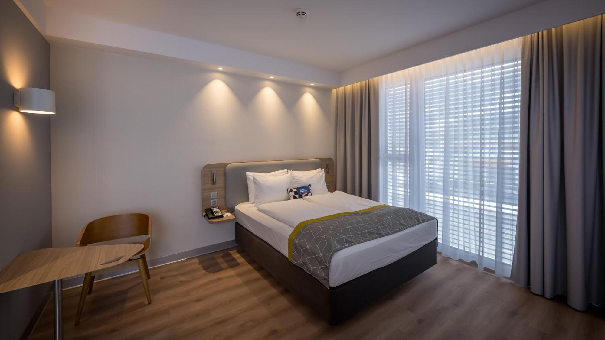 Standard Zimmer mit kostenfreiem Frühstück