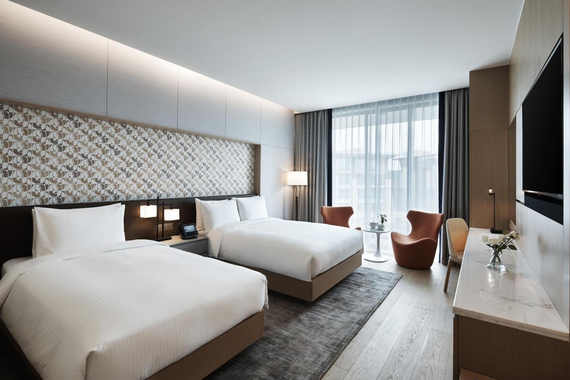 Deluxe Family Twin Room