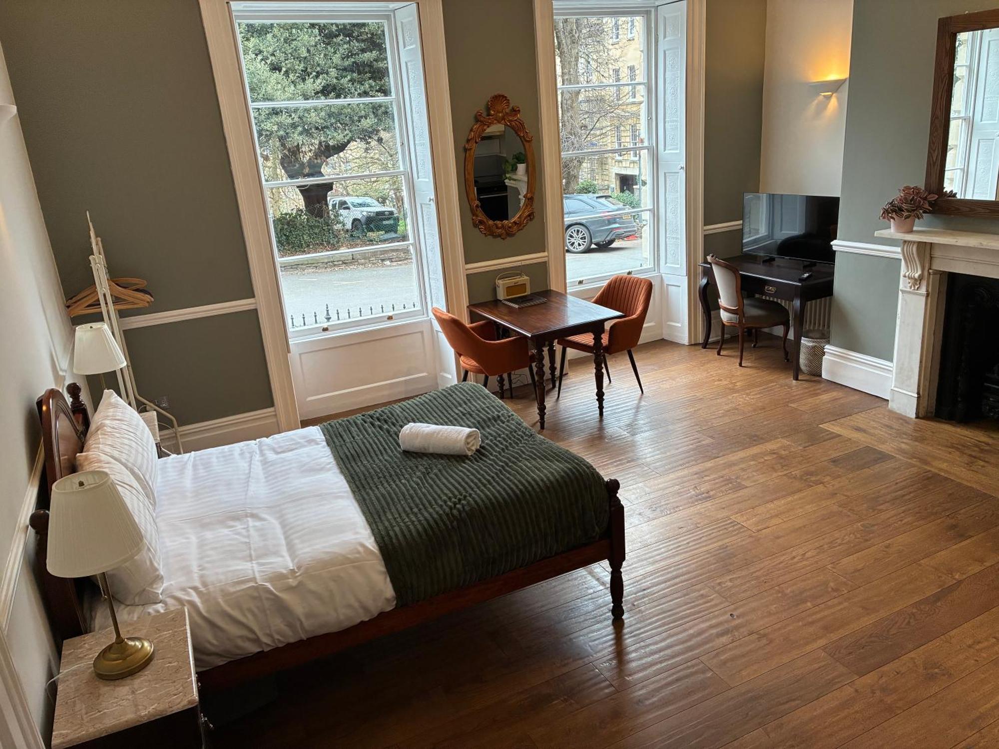 Triple Room with Private External Bathroom