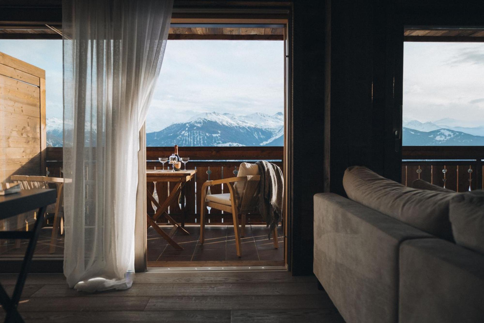 Superior Suite Mountain View