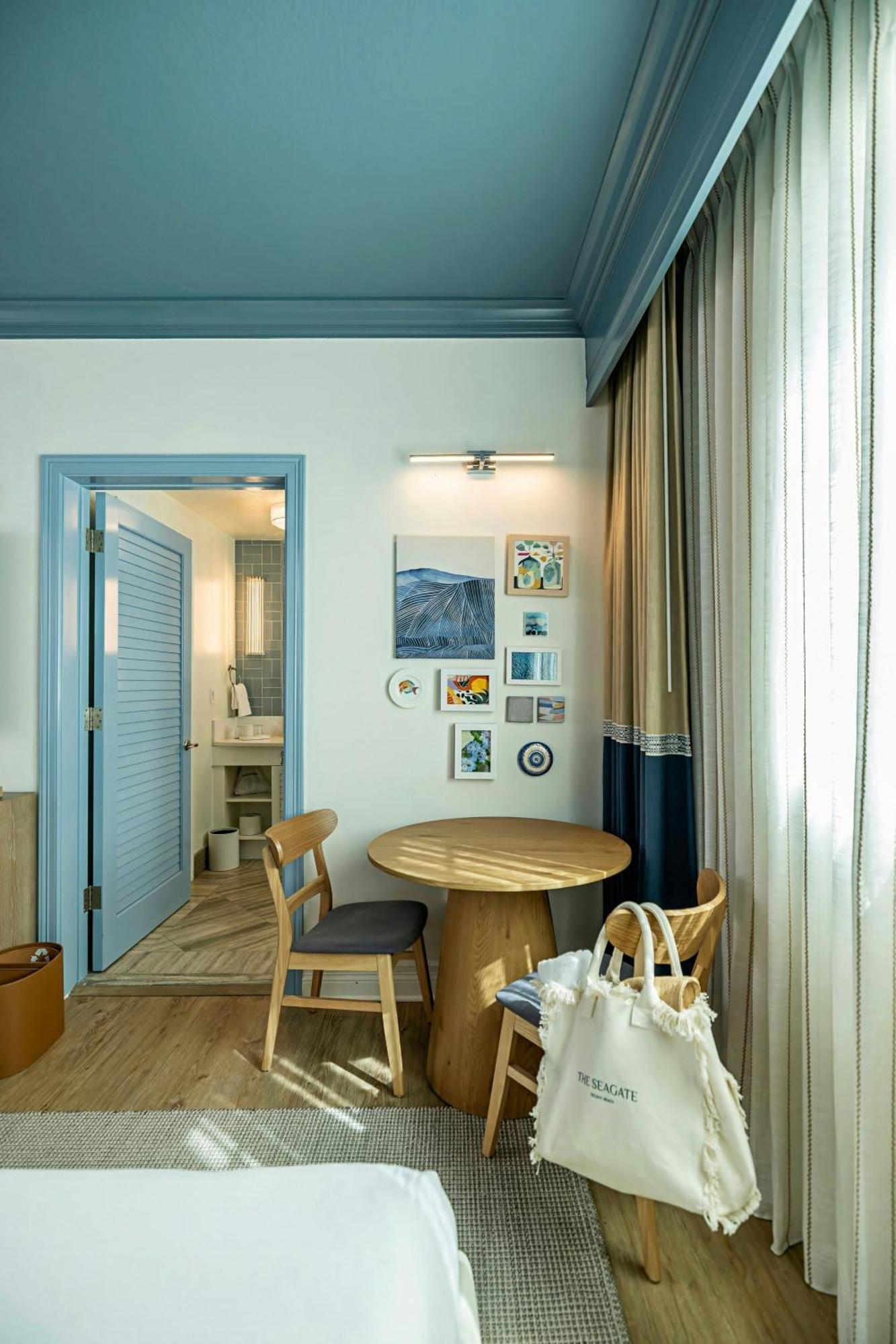 Interior King Room