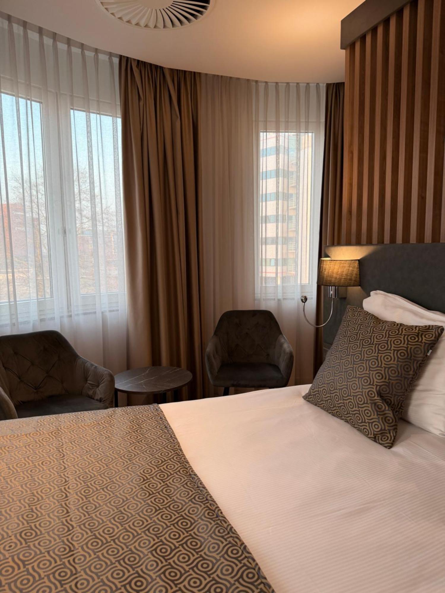 Executive Suite