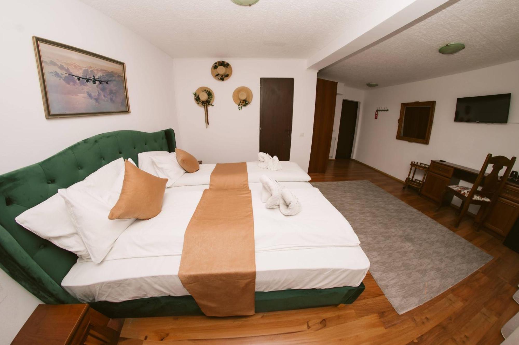 Superior Zimmer mit Kingsize-Bett