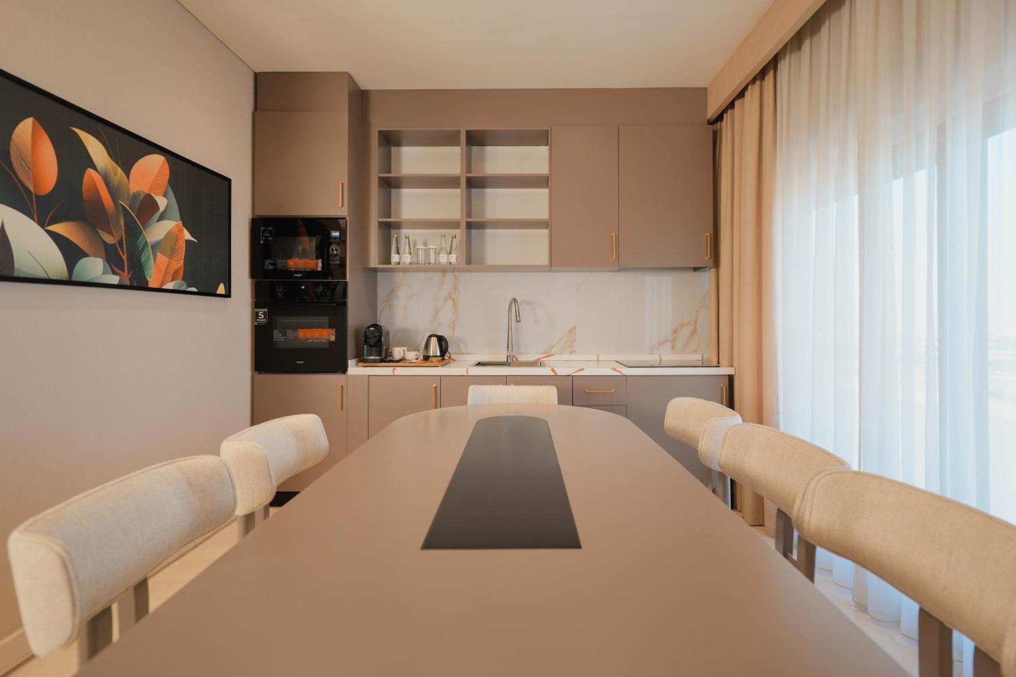 Diplomatic Suite River View