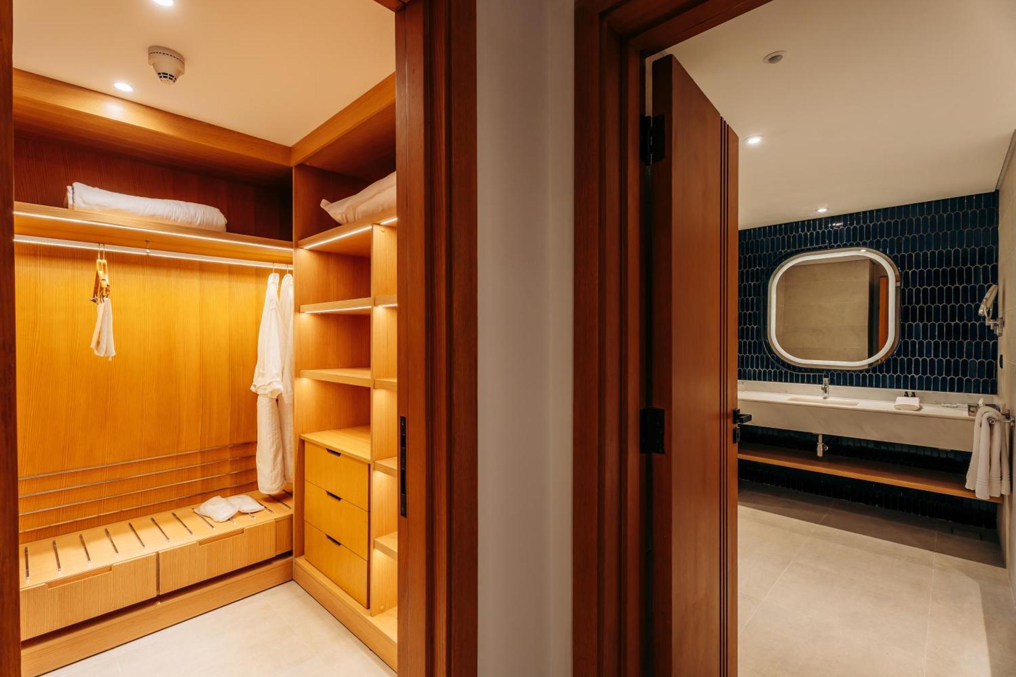 Presidential Two-Bedroom Suite Private Pool