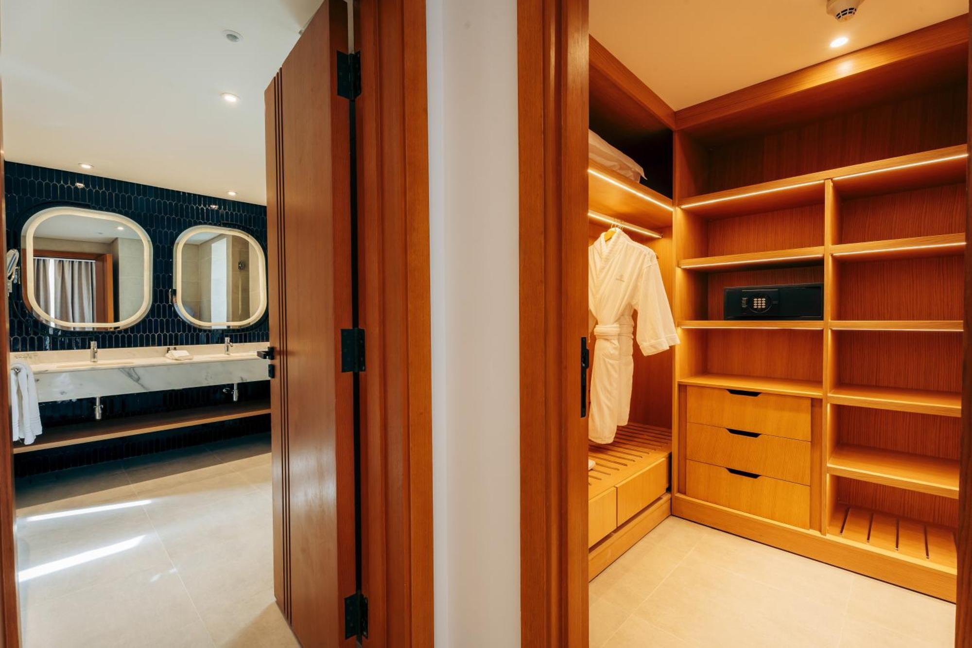 Presidential Two-Bedroom Suite Private Pool