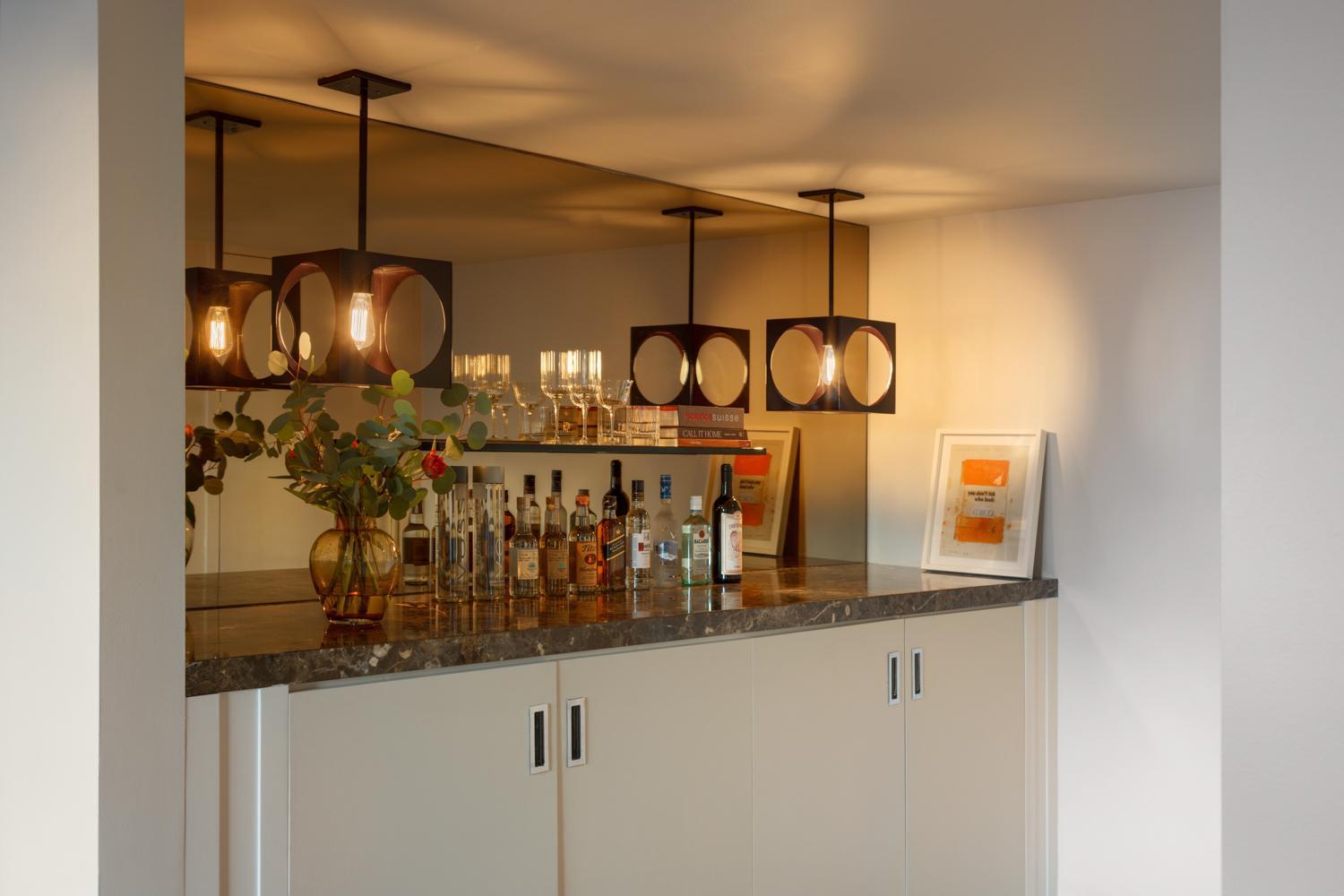 Wilshire Suite