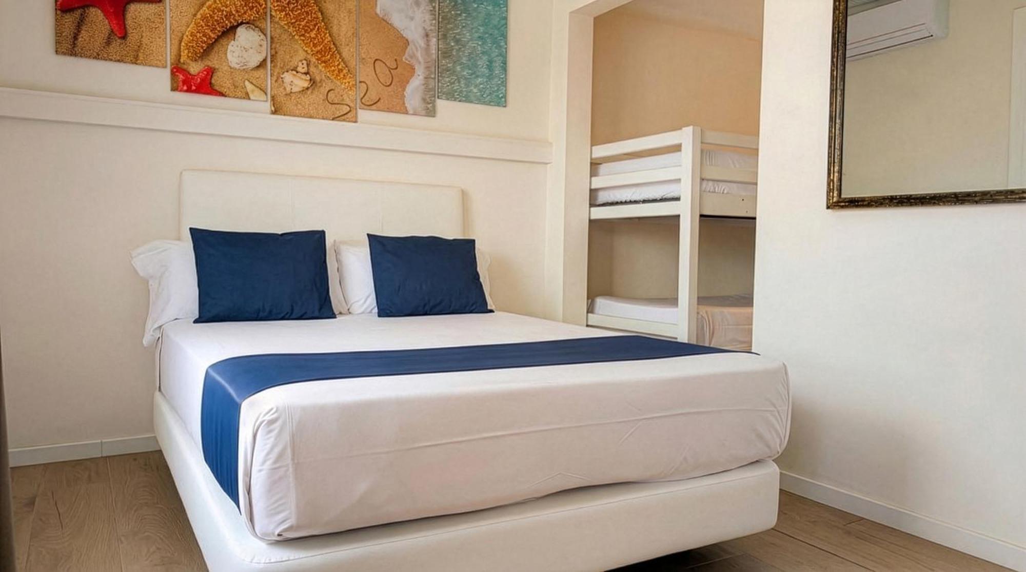 Chambre Quadruple avec Balcon