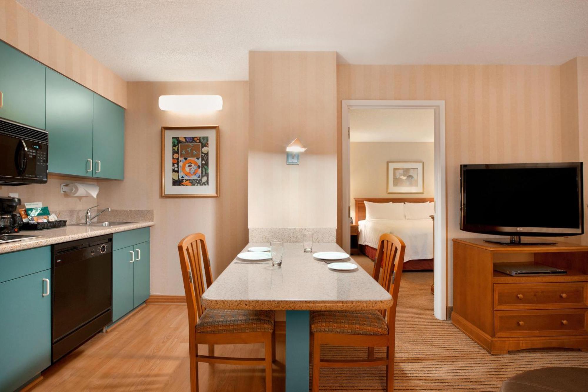 Two-Bedroom King Suite - Non-Smoking