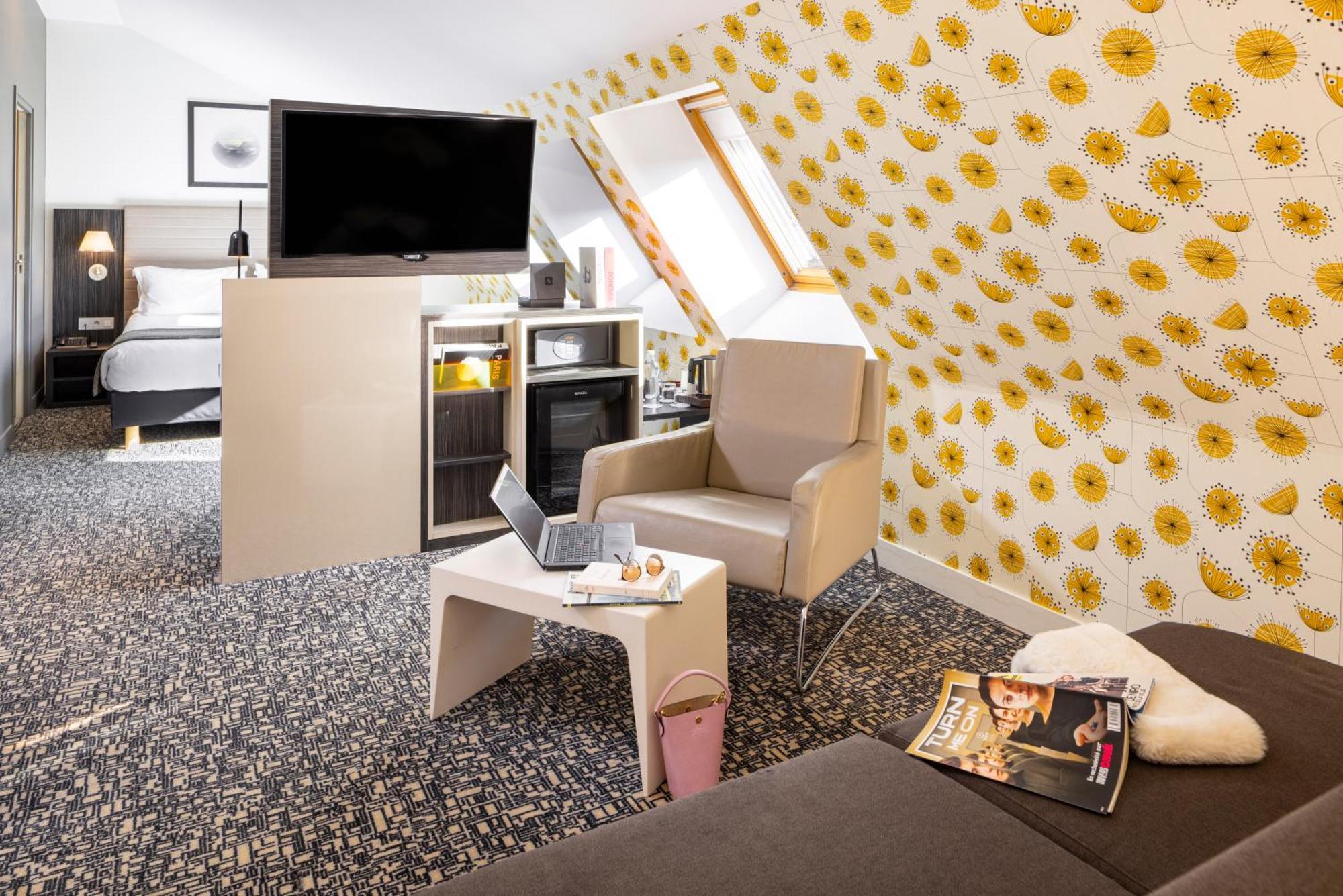 Queen Suite
