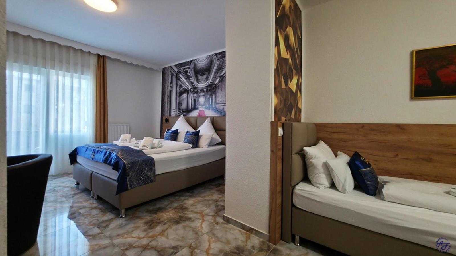 Dreibettzimmer