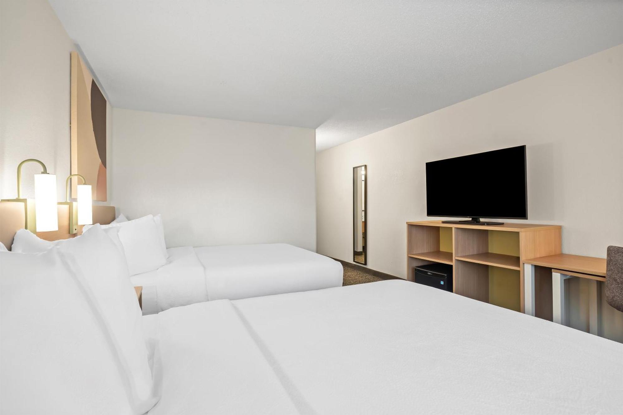 Queen Room with Two Queen Beds