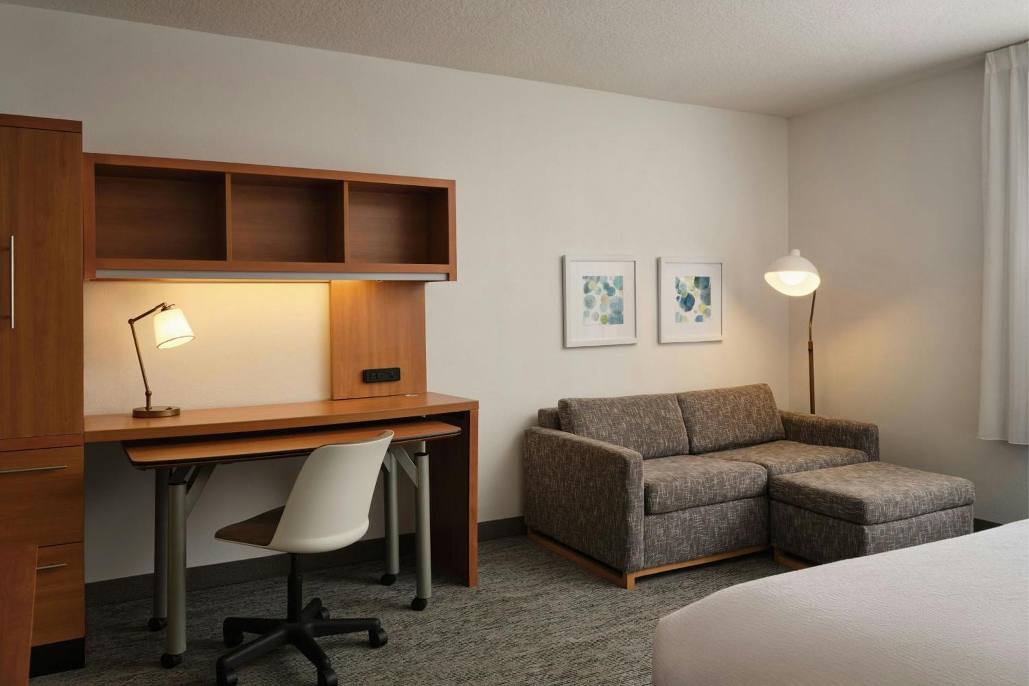 King Studio with Sofa Bed