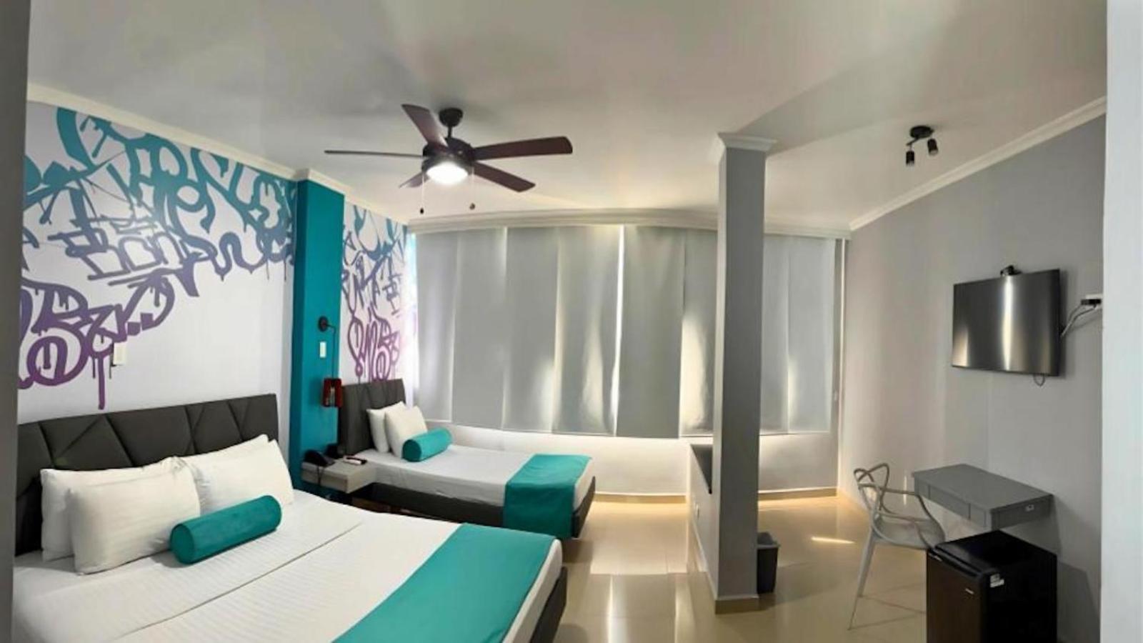 Deluxe Family Room