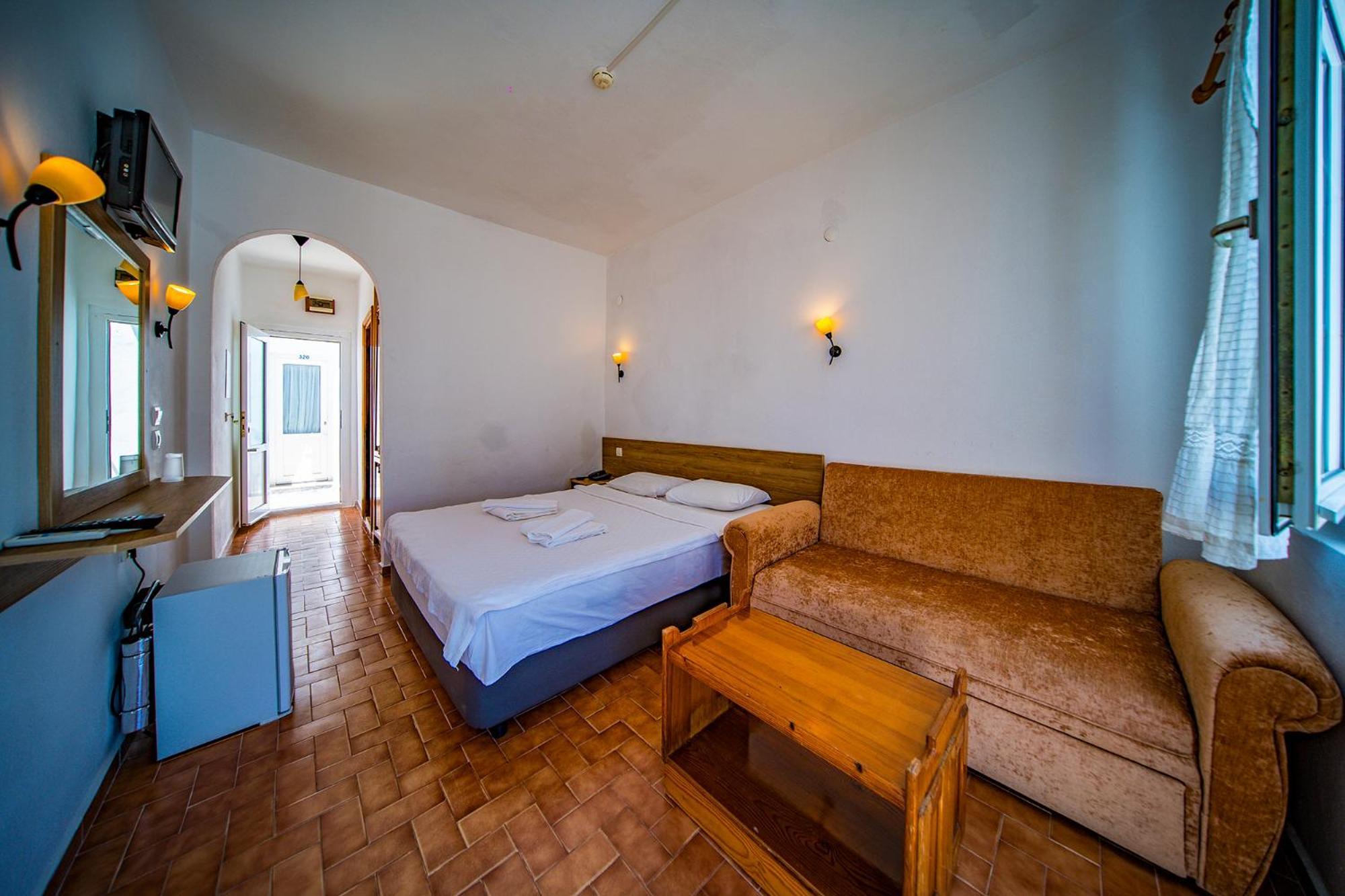 Standard Double or Twin Room Sea View