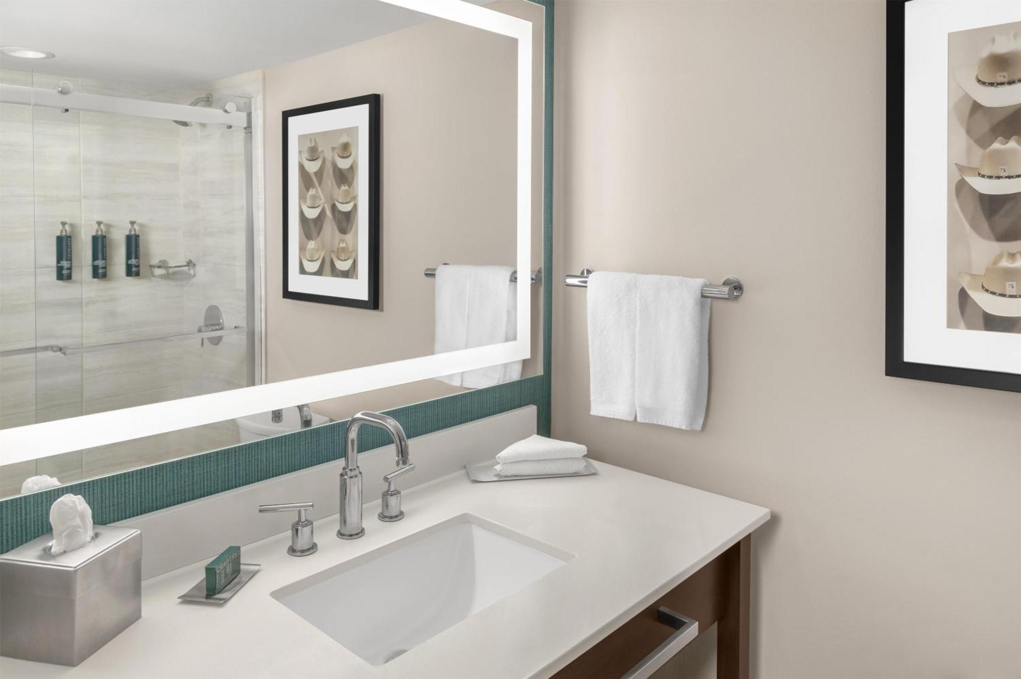 Two-Bedroom King Suite