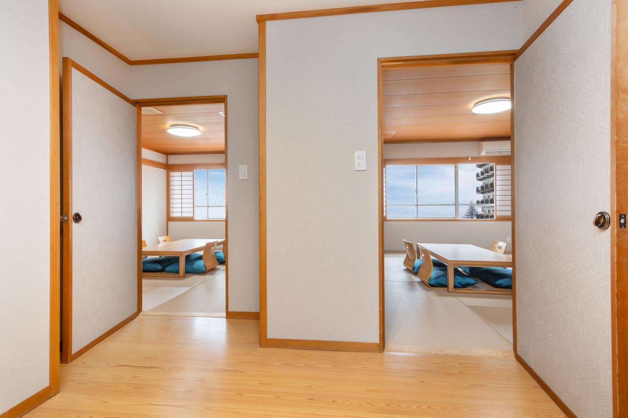 Japanese-Style Connecting Room (With toilet)(Non-Smoking)