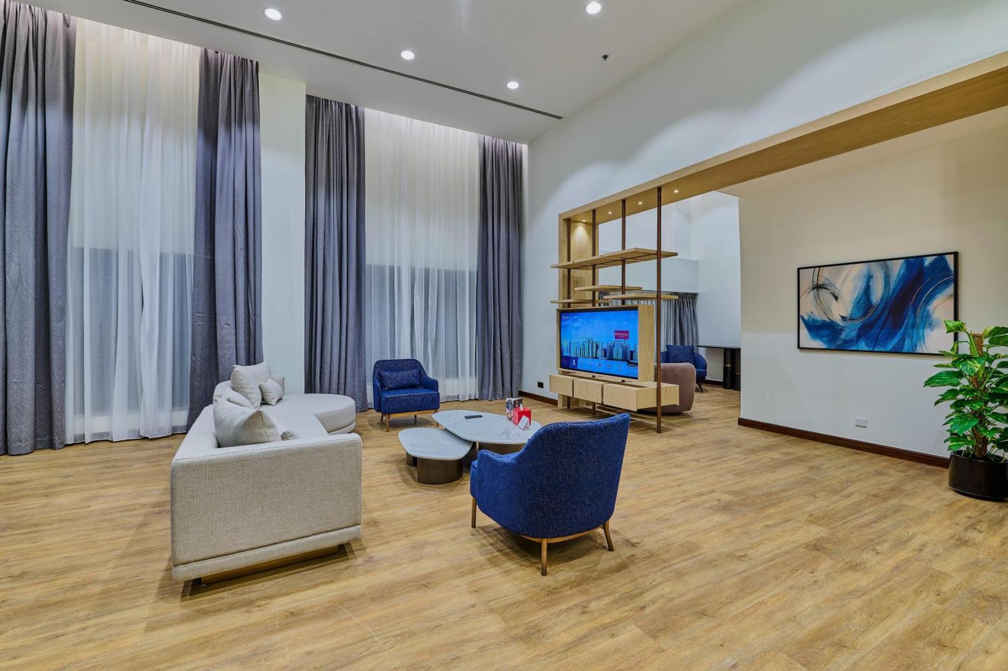 One-Bedroom Penthouse King Suite City View