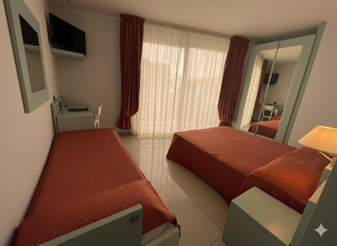 Standard Triple Room with Sea View