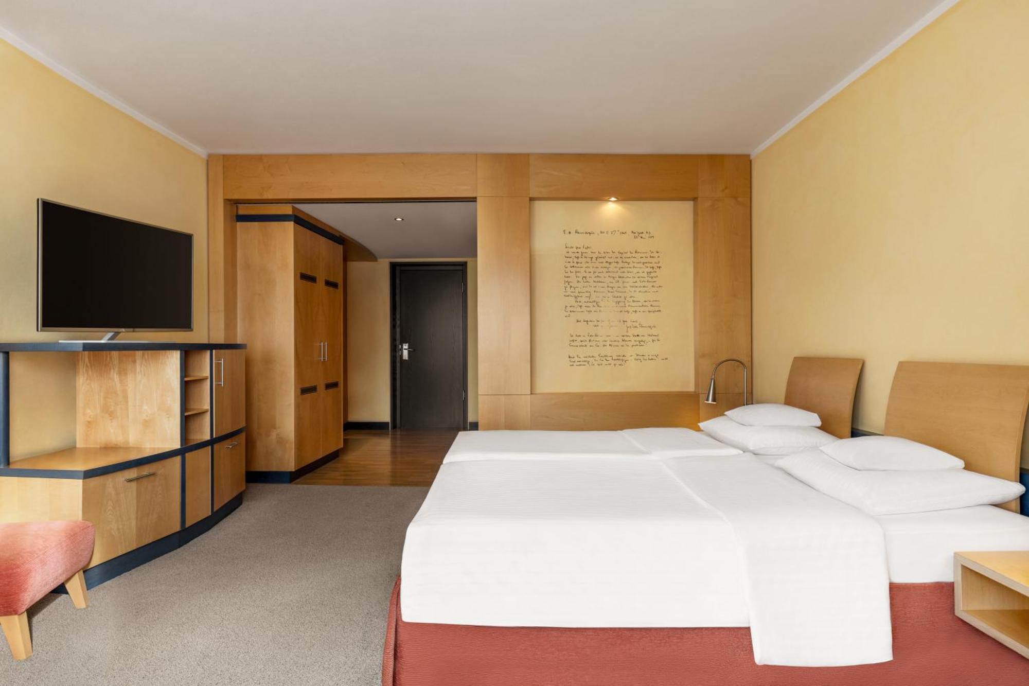 Deluxe Double Room,1758517201:JPEG