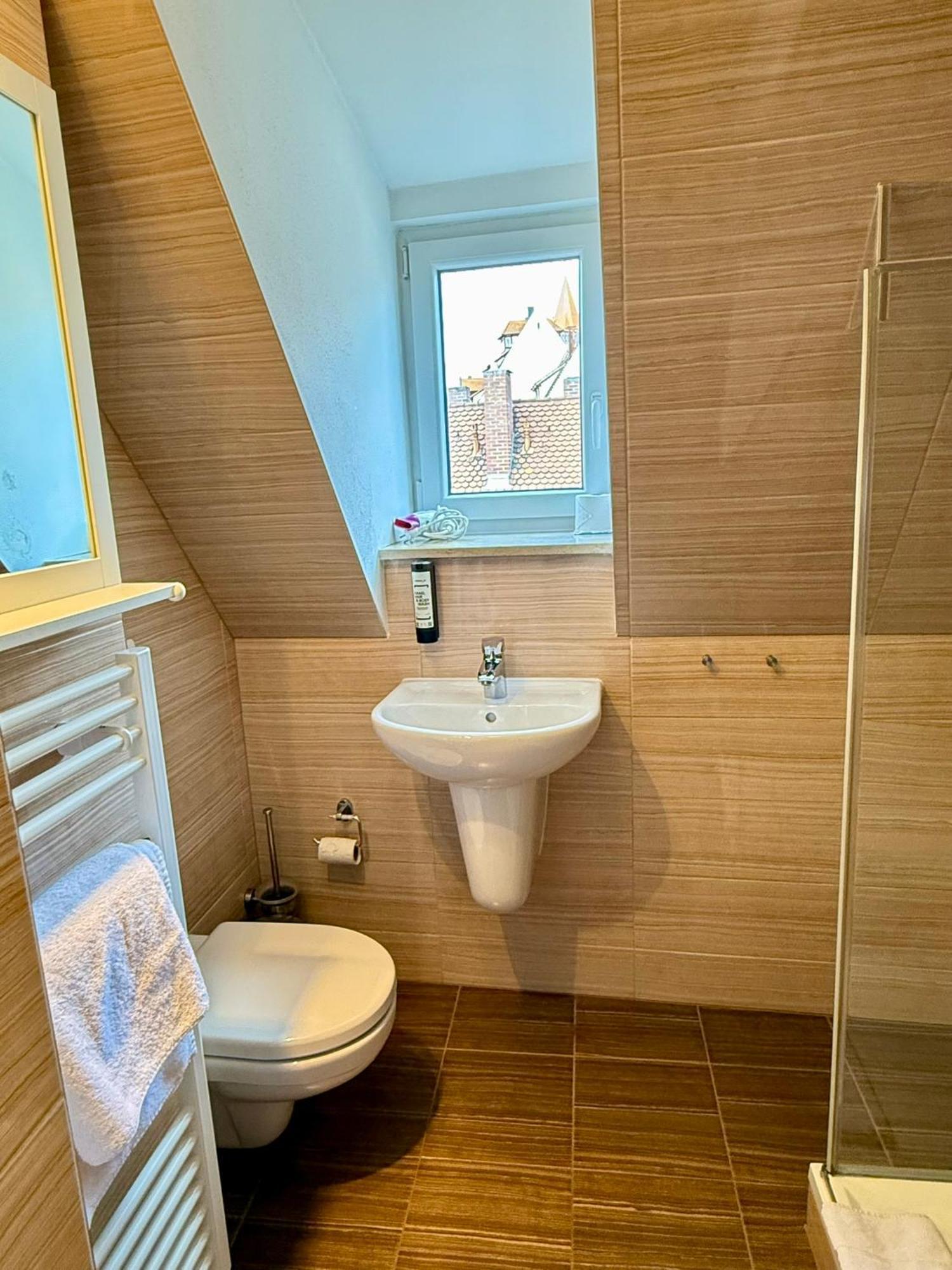 Small Single Room