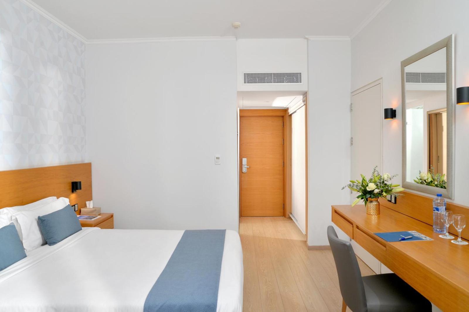 Superior Double or Twin Room City View