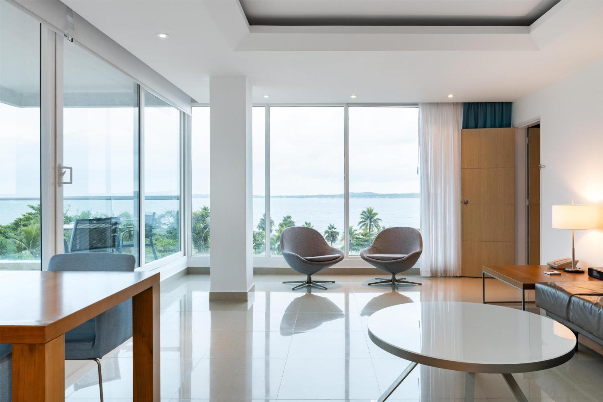 King Suite Parlor Ocean View