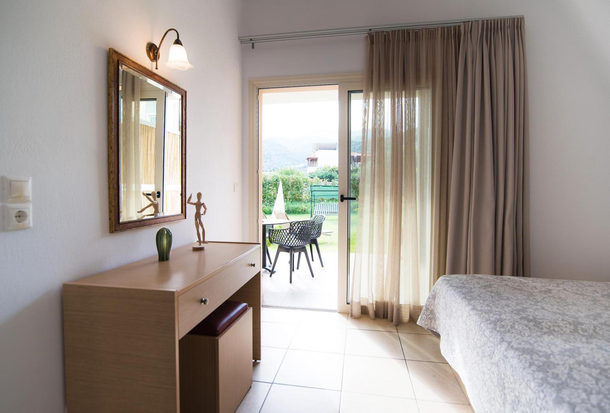 Standard One-Bedroom Apartment Garden View