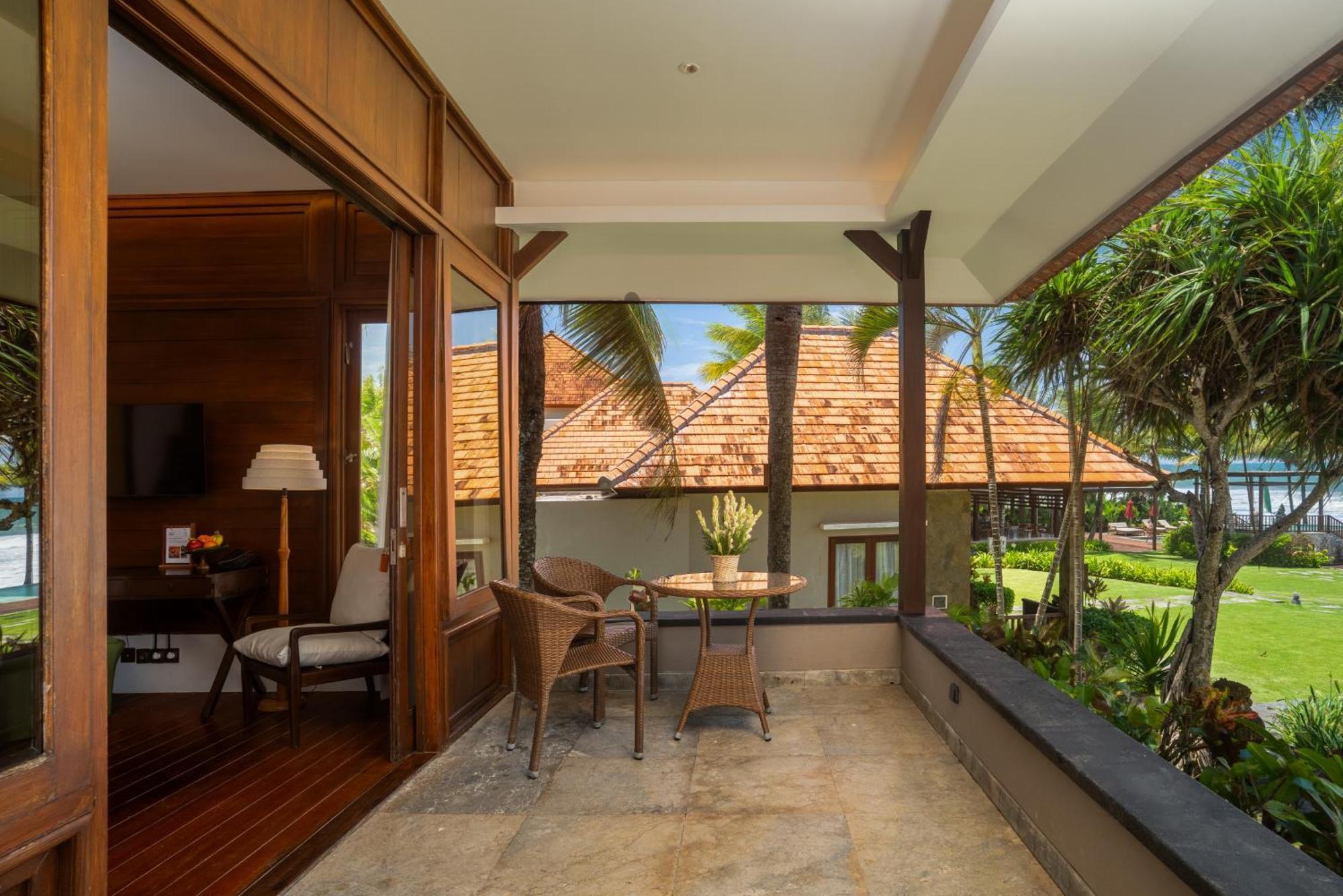 Signature Cabins Ocean View
