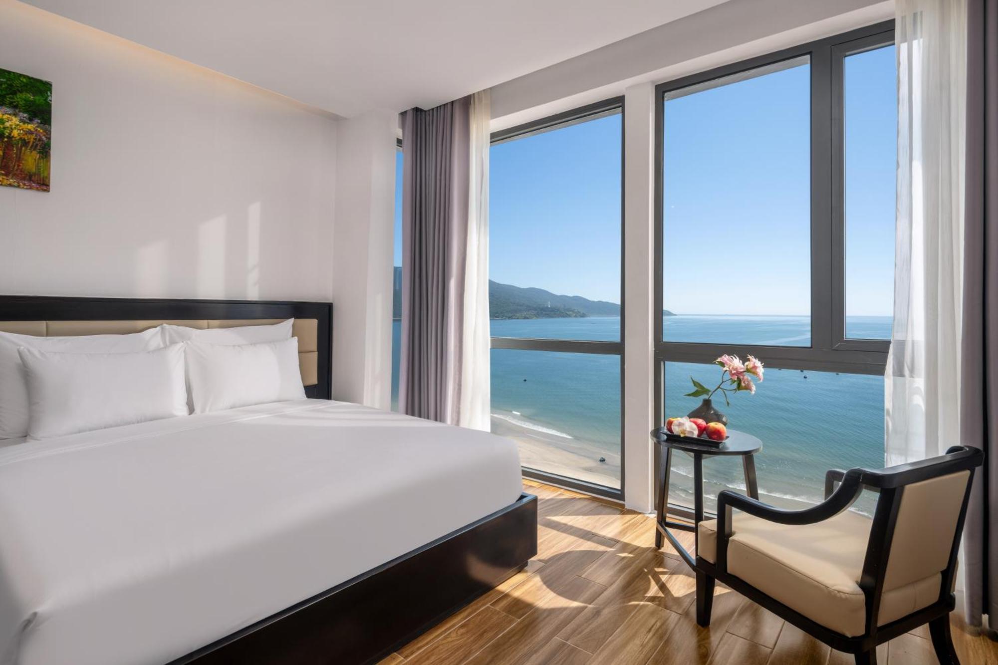 Phòng Deluxe Giường Đôi Có Bồn Tắm