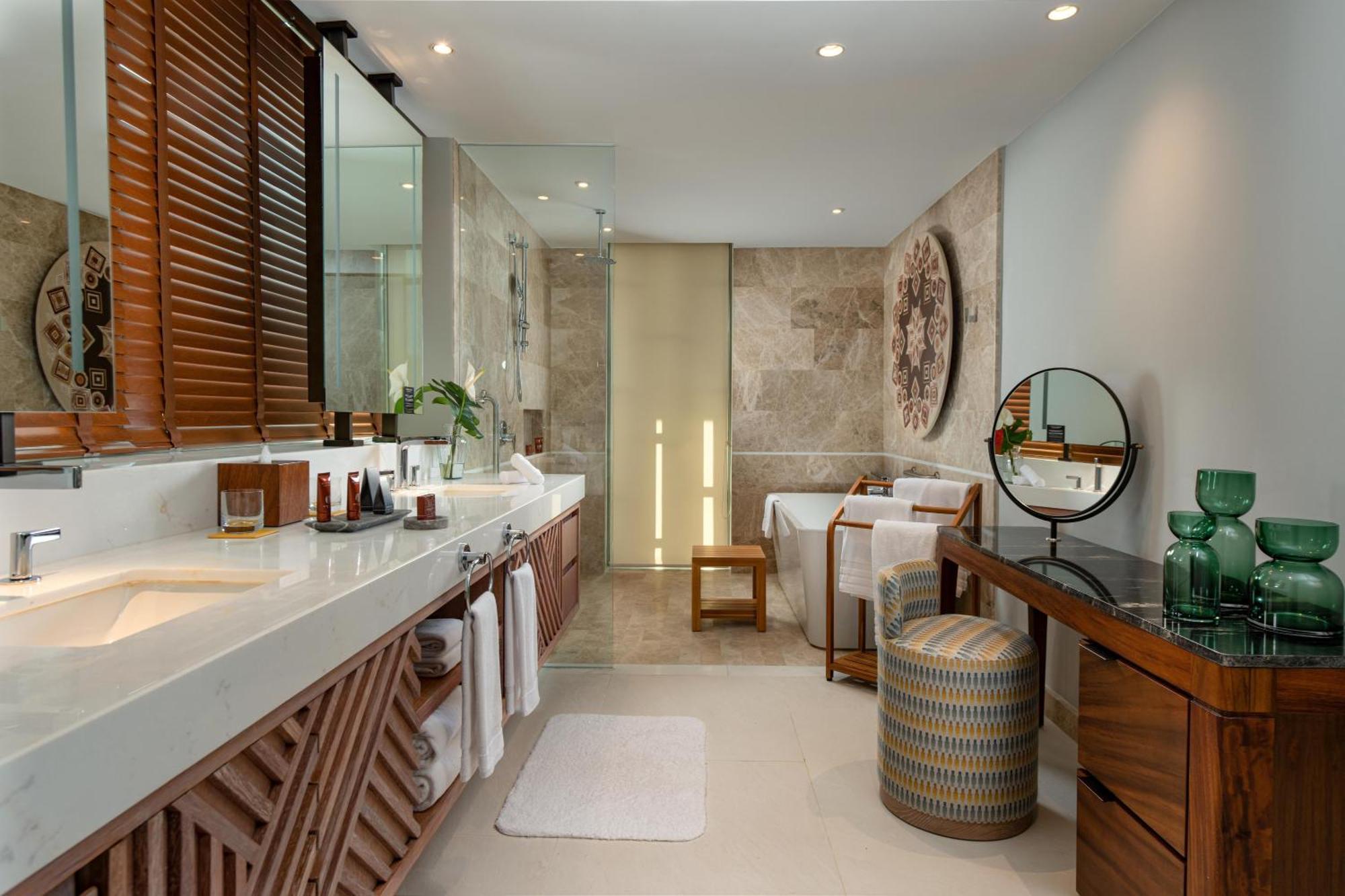 Suite Signature con piscina pequeña - Frente a la playa
